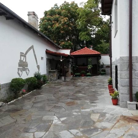 Къща В Центъра На Стрелча, Джакузи С Минерална Вода Eksteriør bilde