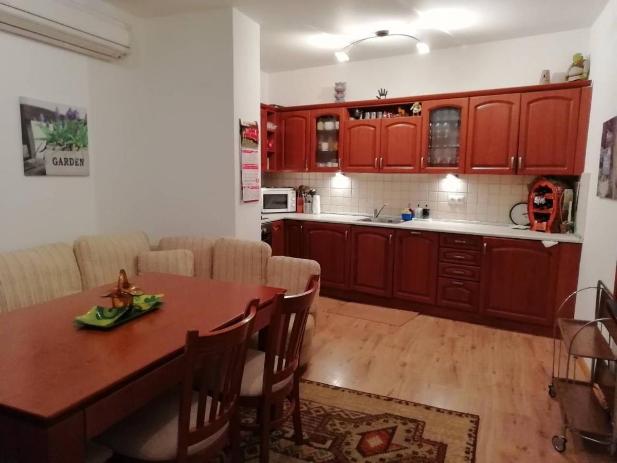Къща В Центъра На Стрелча, Джакузи С Минерална Вода Eksteriør bilde
